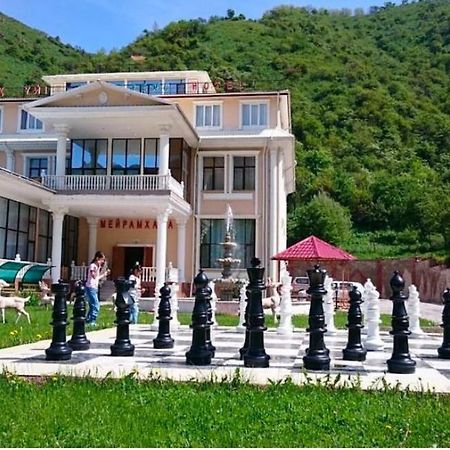 Эдельвейс Hotel Almatî Exterior foto